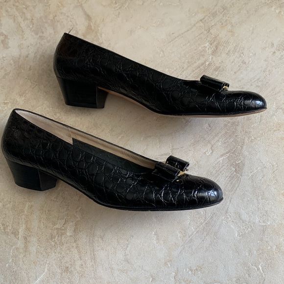 Ferragamo Vara Black 9.5 C - Picture 3 of 7